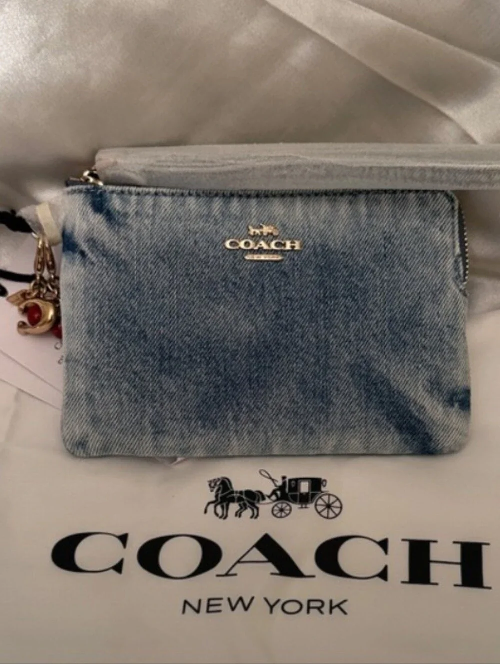 Coach-Corner L-Zip Wristlet And Cherry 🍒 Charm (Loved Denim 💙🩵) - Picture 5 of 8